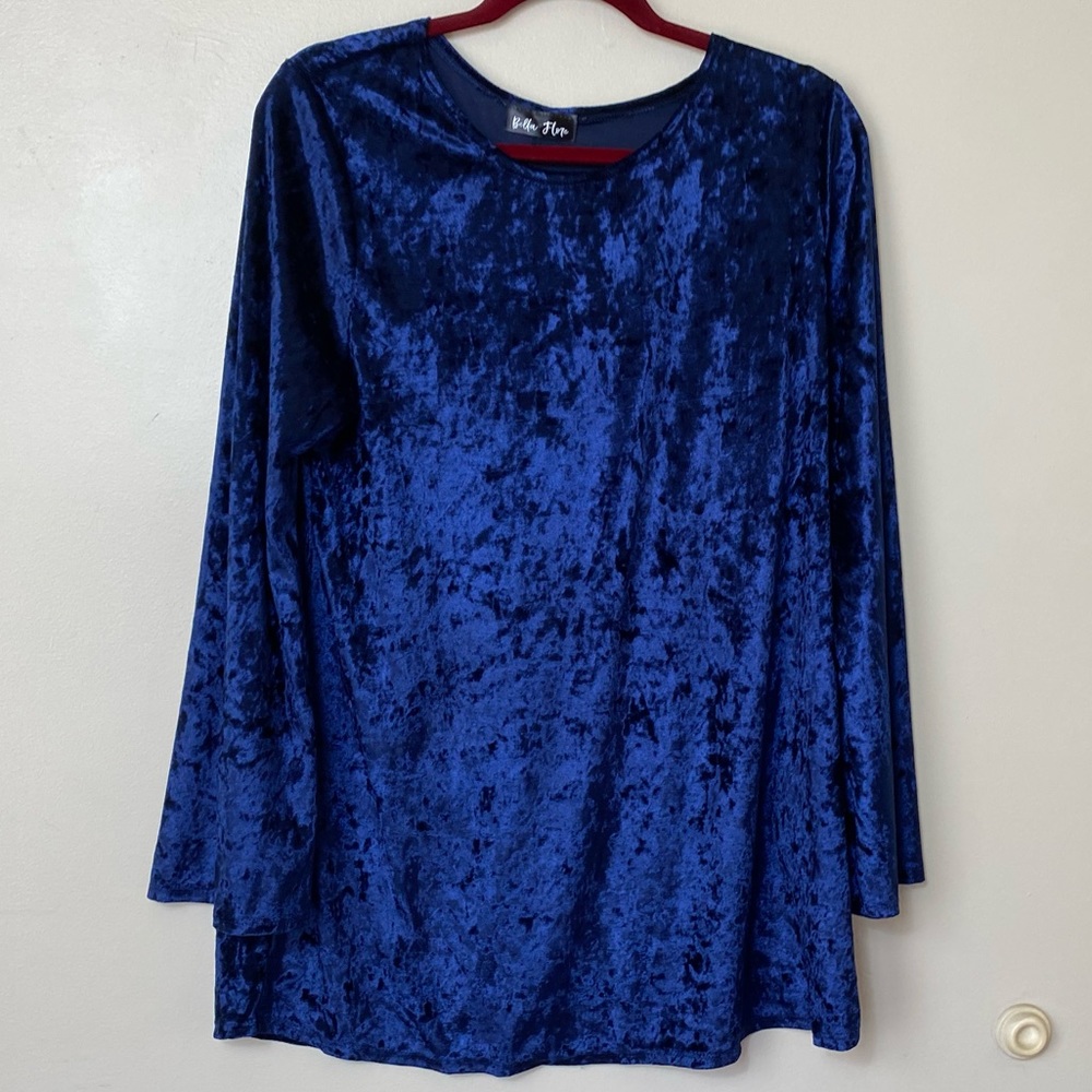 Bella Flore Long Sleeve Velour Top. Royal Blue. Size XL. NWOT.